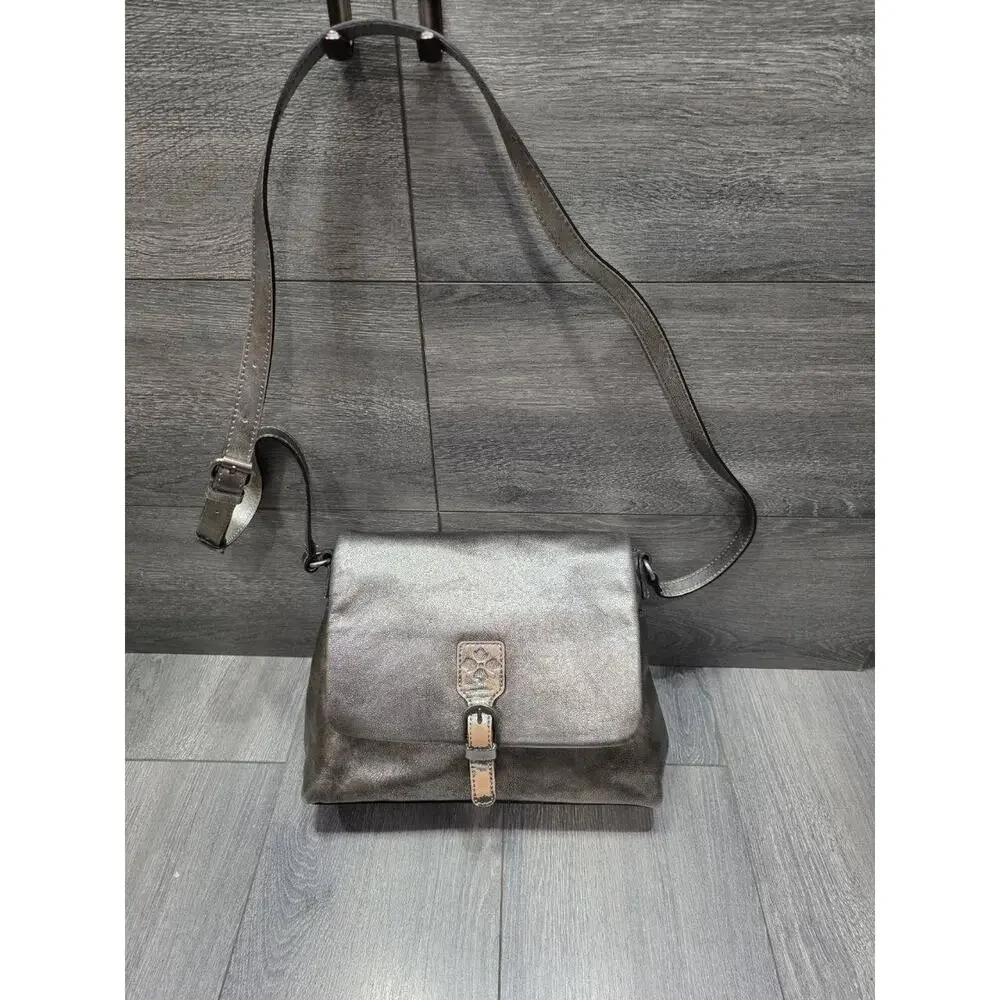Patricia Nash Mili Leather Medium Flap Crossbody gray bag B000623